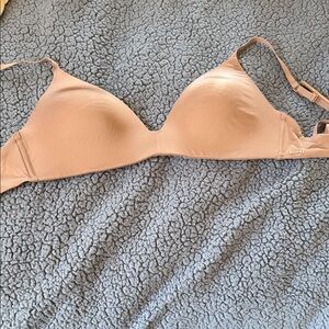 SKIMS Women's Tan Bra